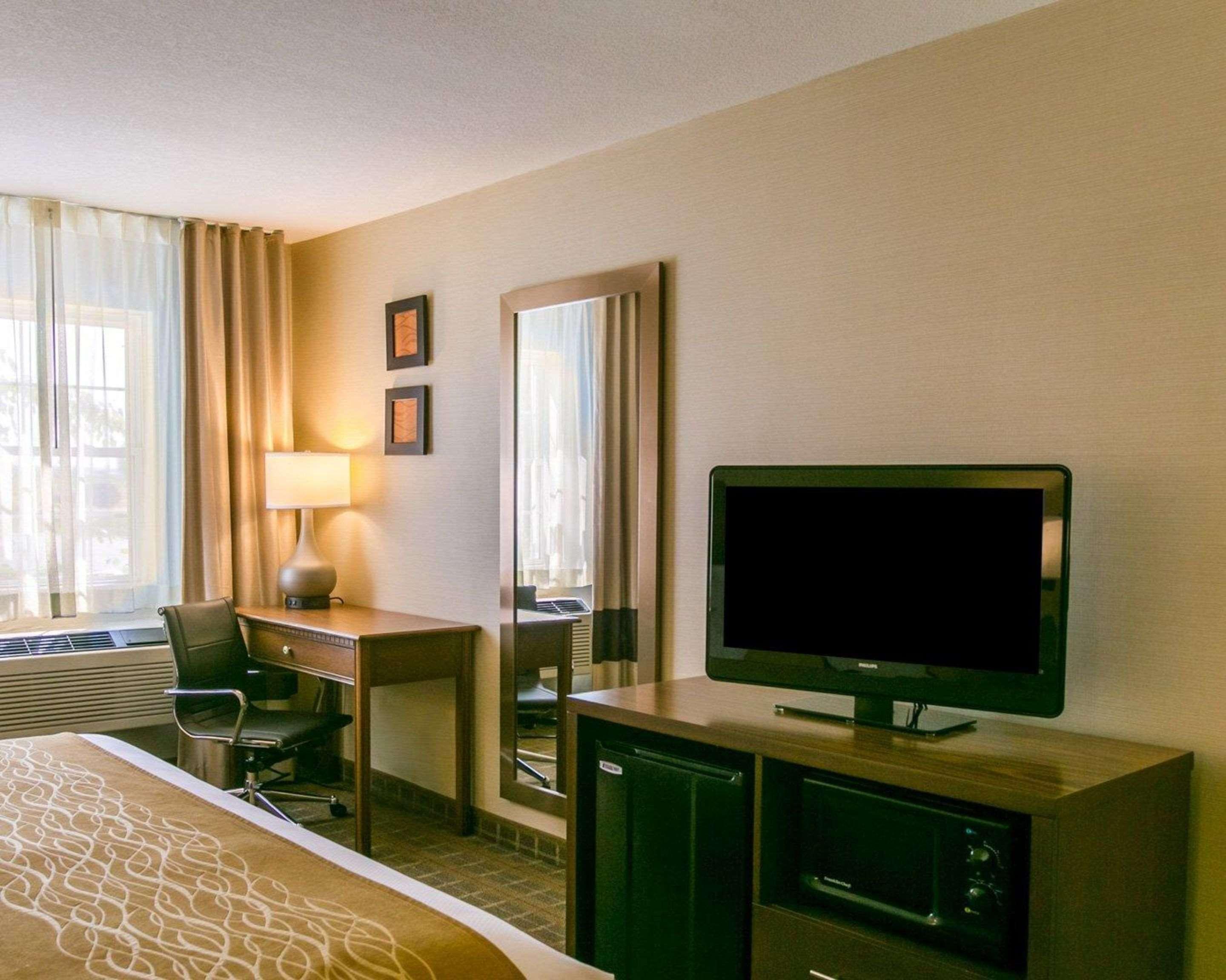 Comfort Inn Sedalia Station מראה חיצוני תמונה