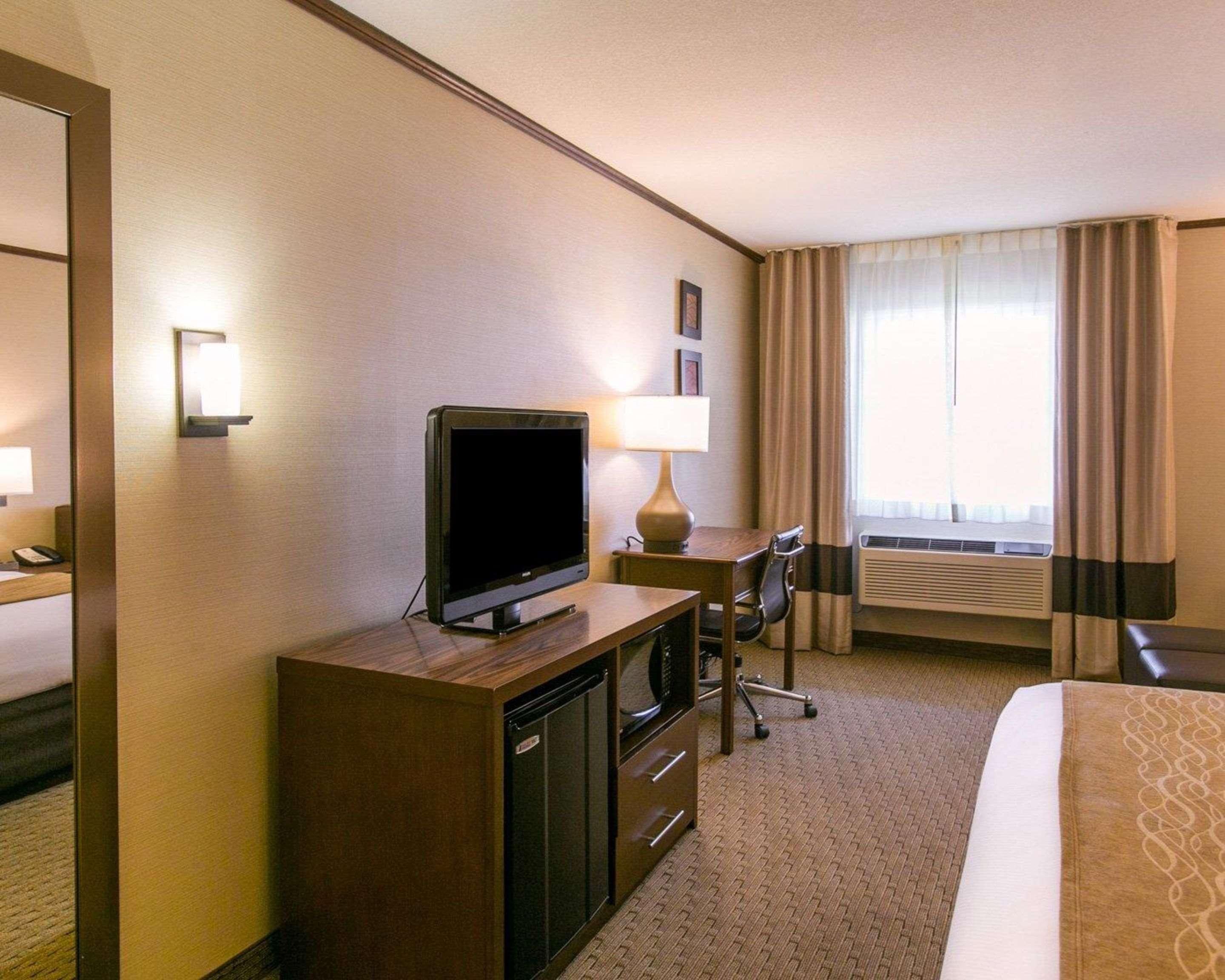 Comfort Inn Sedalia Station מראה חיצוני תמונה