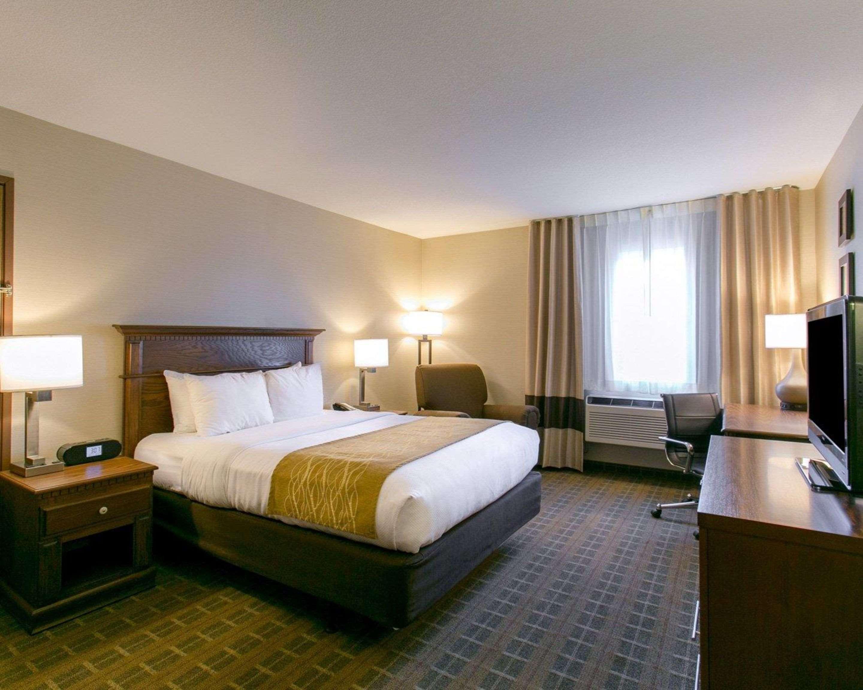 Comfort Inn Sedalia Station מראה חיצוני תמונה