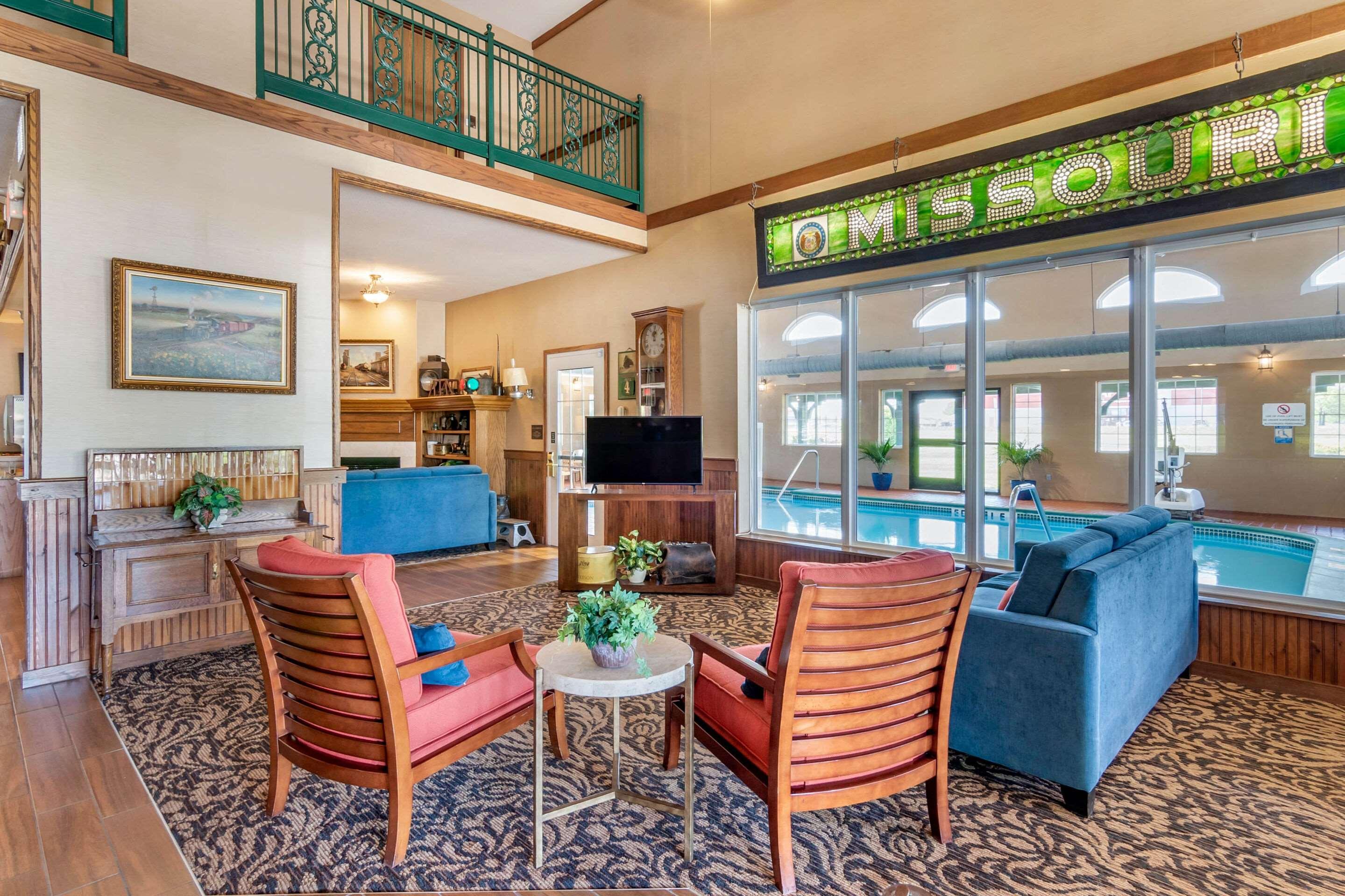 Comfort Inn Sedalia Station מראה חיצוני תמונה