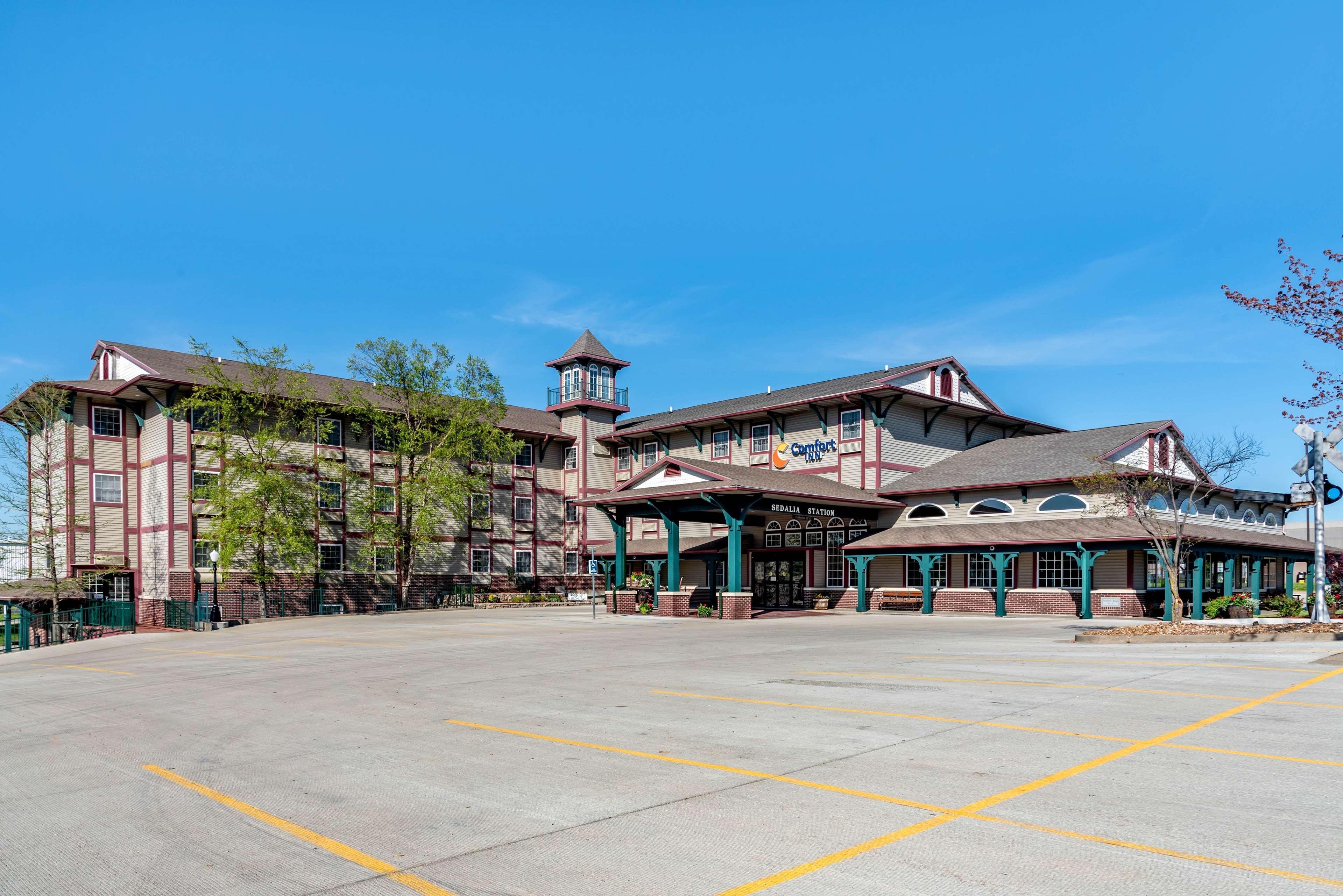 Comfort Inn Sedalia Station מראה חיצוני תמונה