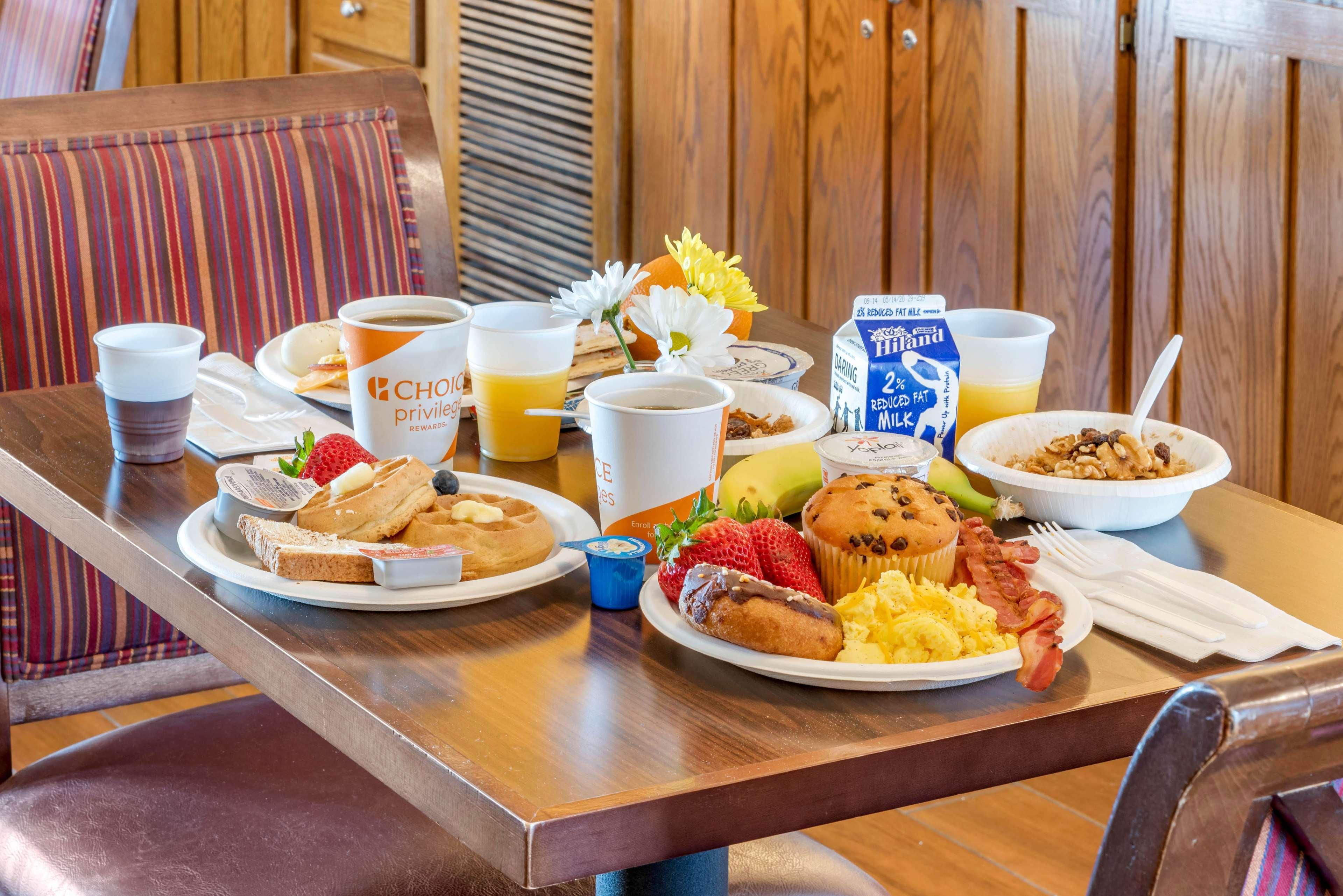 Comfort Inn Sedalia Station מראה חיצוני תמונה