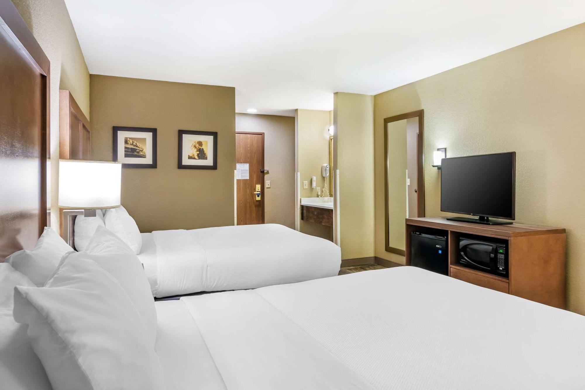 Comfort Inn Sedalia Station מראה חיצוני תמונה