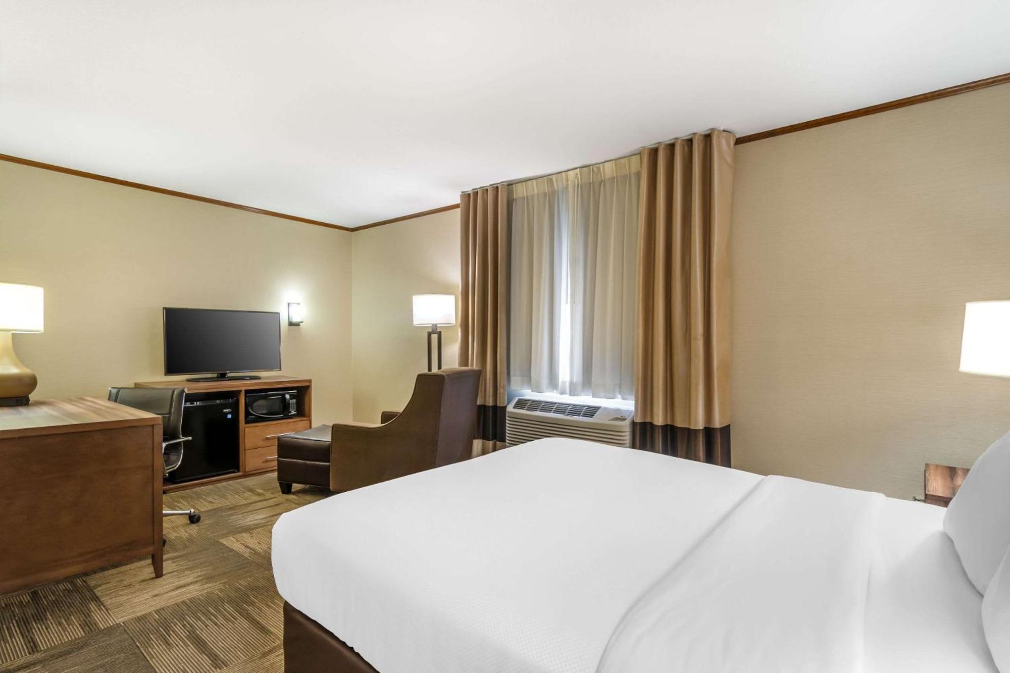 Comfort Inn Sedalia Station מראה חיצוני תמונה