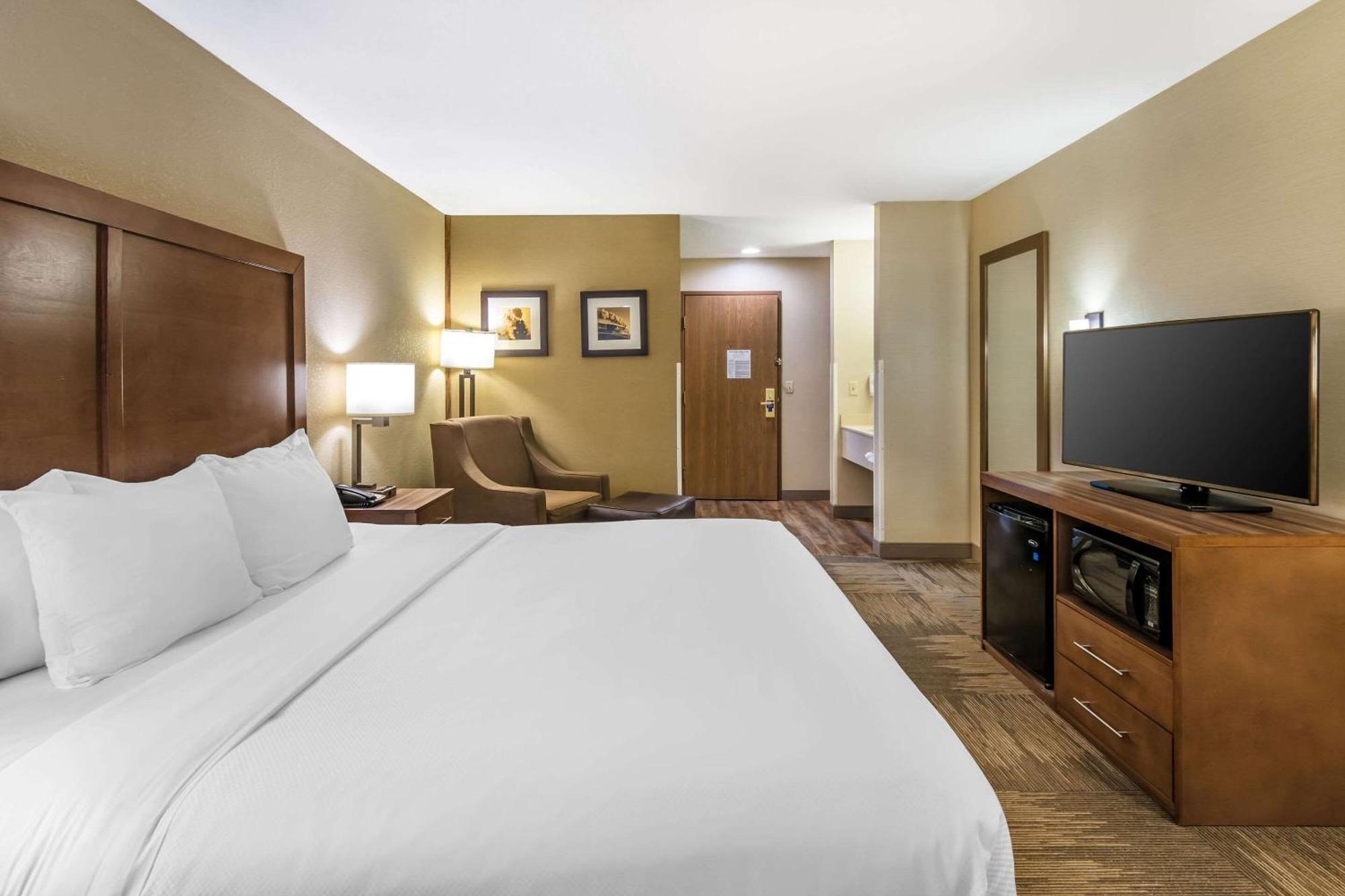Comfort Inn Sedalia Station מראה חיצוני תמונה