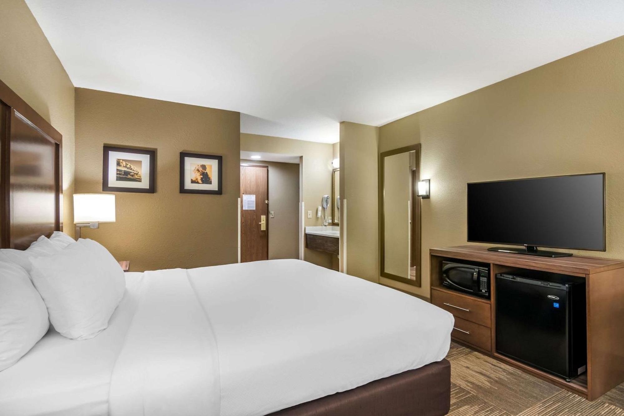 Comfort Inn Sedalia Station מראה חיצוני תמונה