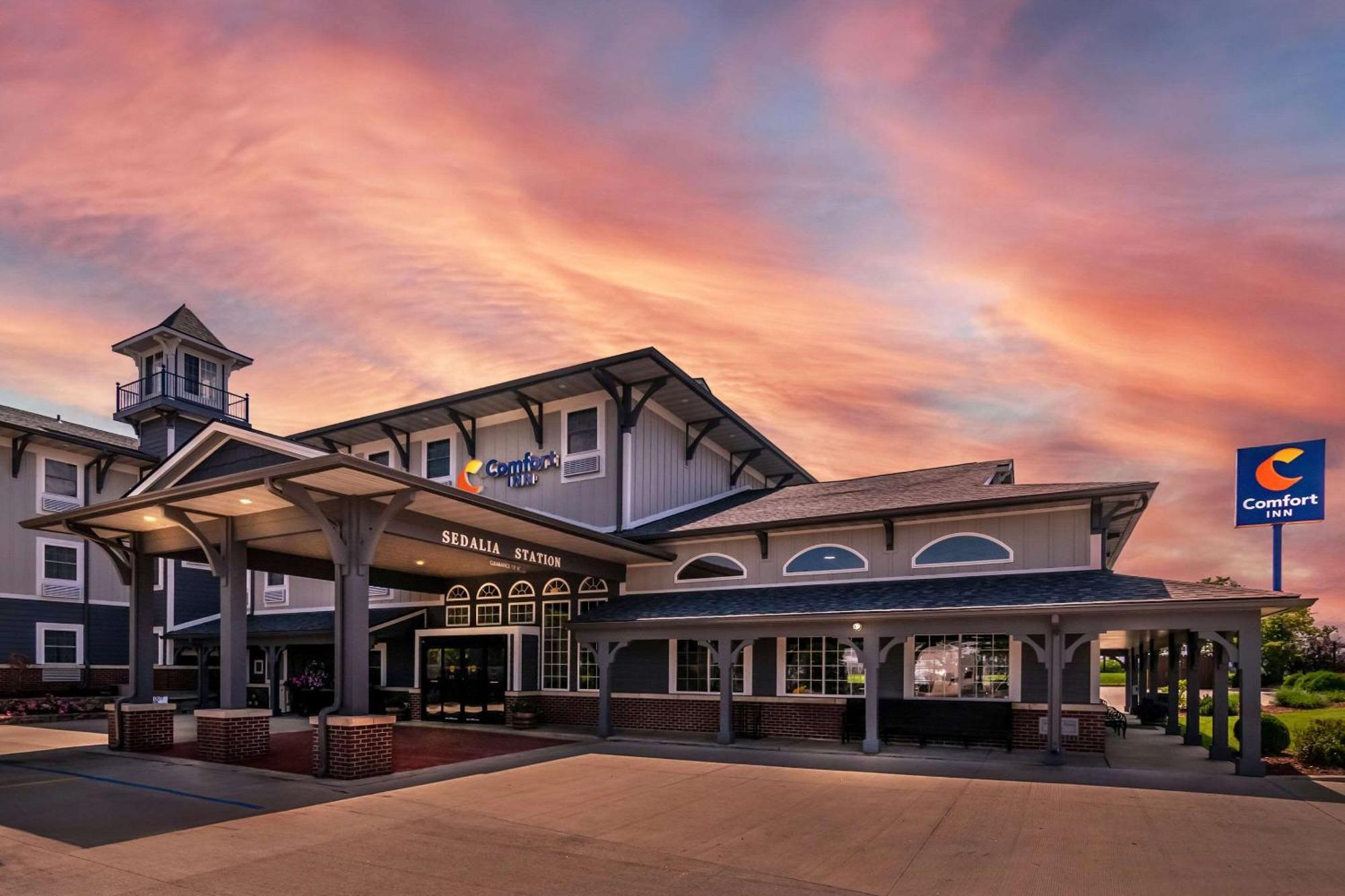 Comfort Inn Sedalia Station מראה חיצוני תמונה